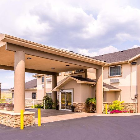Quality Inn & Suites University Laramie Exterior photo