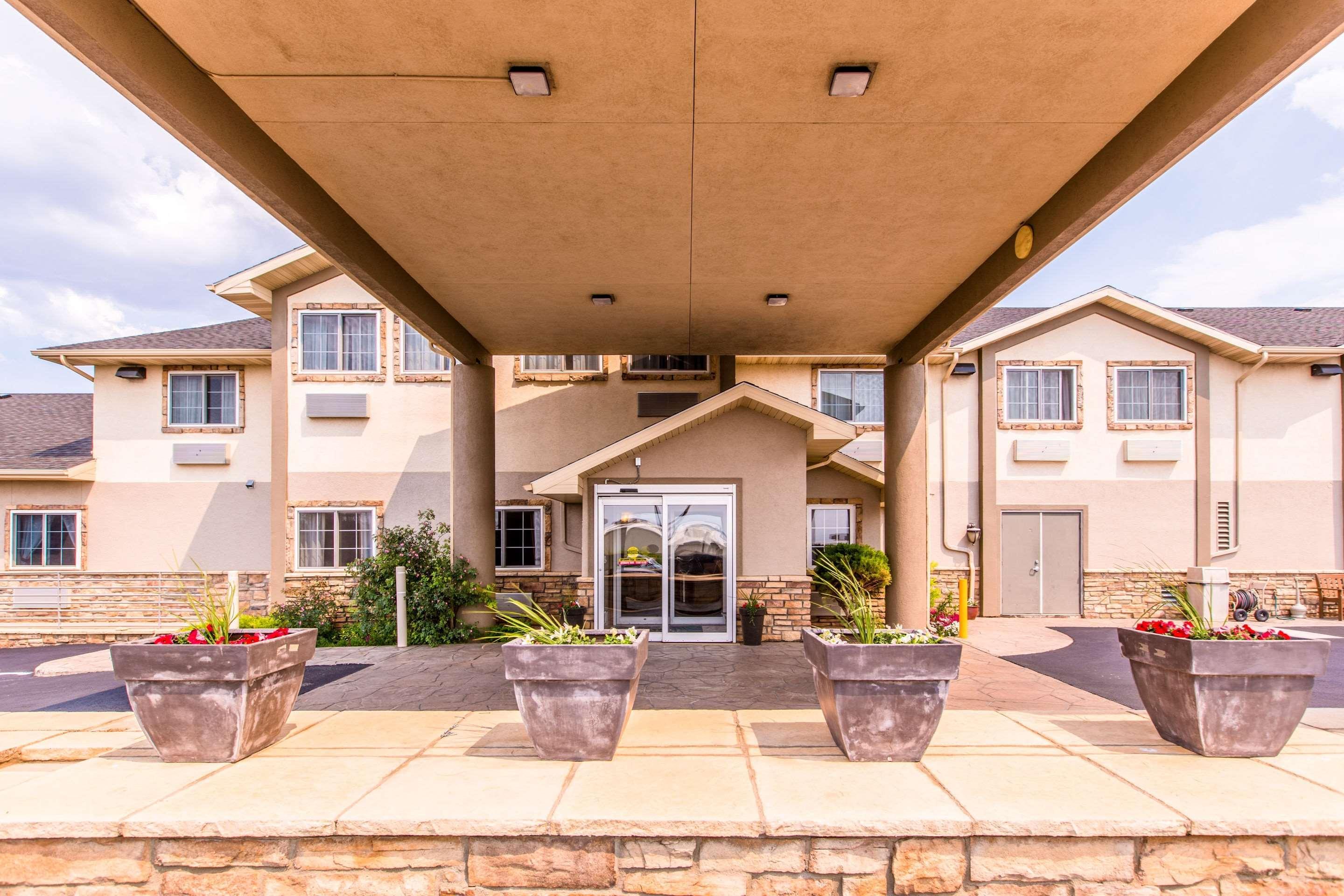 Quality Inn & Suites University Laramie Exterior photo