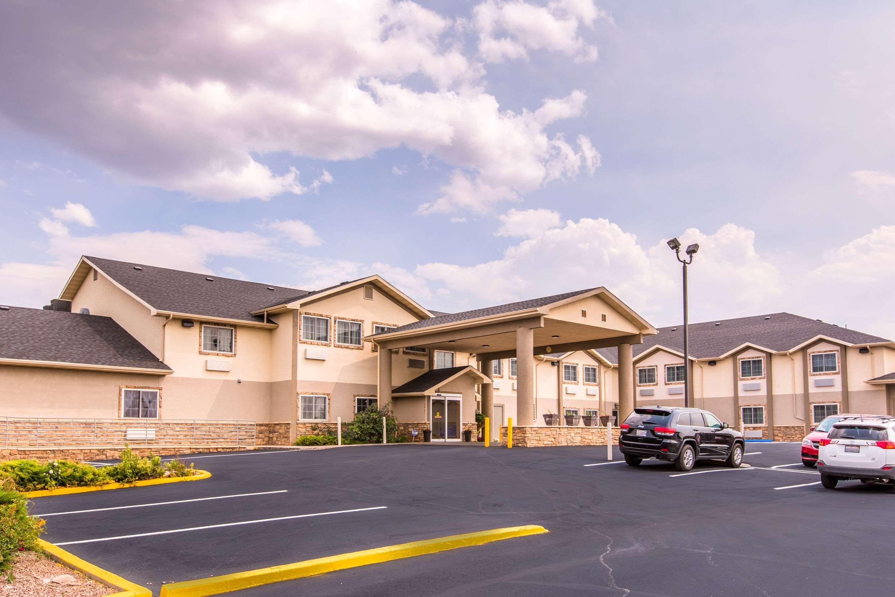 Quality Inn & Suites University Laramie Exterior photo