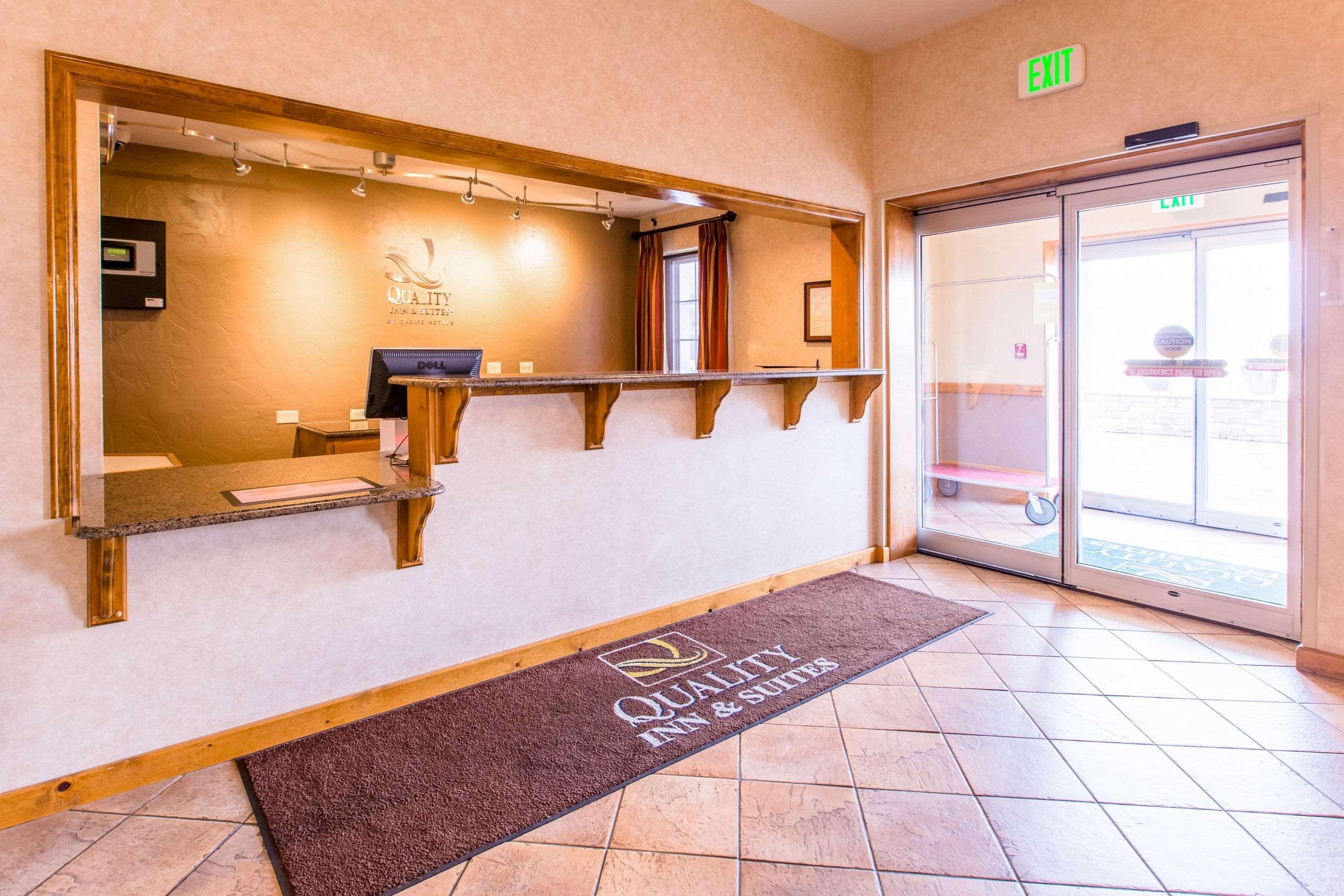 Quality Inn & Suites University Laramie Exterior photo