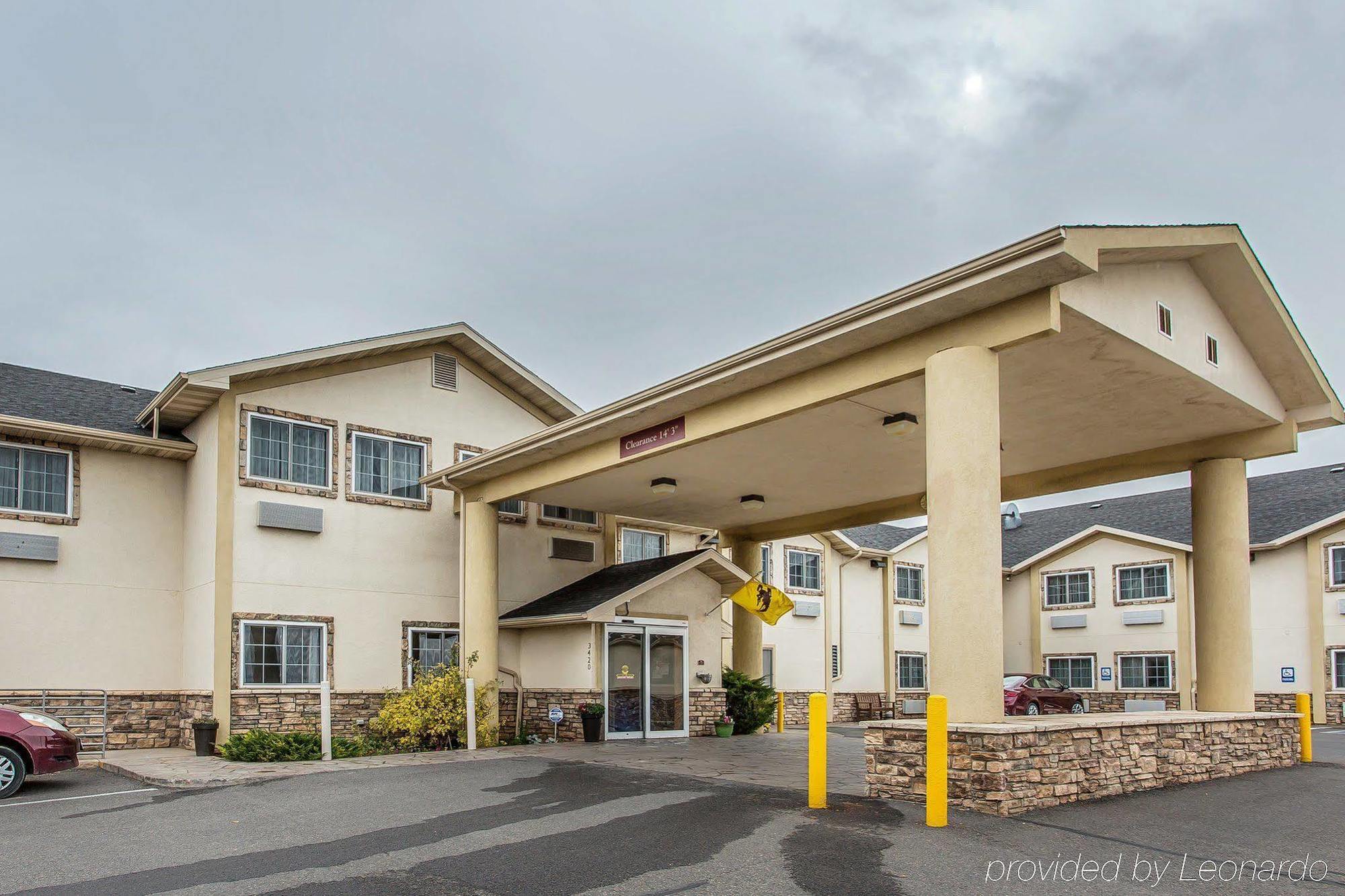 Quality Inn & Suites University Laramie Exterior photo