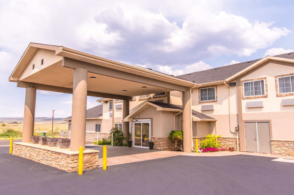 Quality Inn & Suites University Laramie Exterior photo