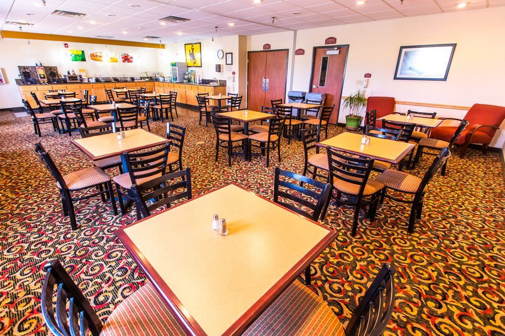 Quality Inn & Suites University Laramie Exterior photo